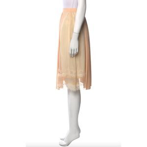 Burberry Pleated Lace Midi Skirt – NWT – Size Medium
